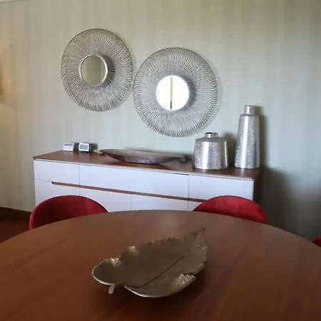 Apartamento Pool And Sea View 50 M Sea