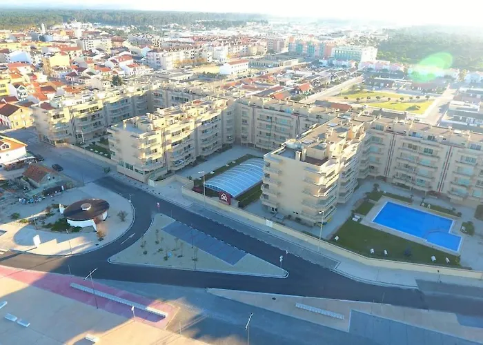 아파트 Pool And Sea View 50 M Sea
