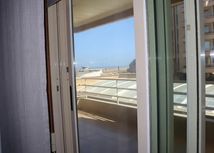 Pool And Sea View 50 M Sea Lejlighed