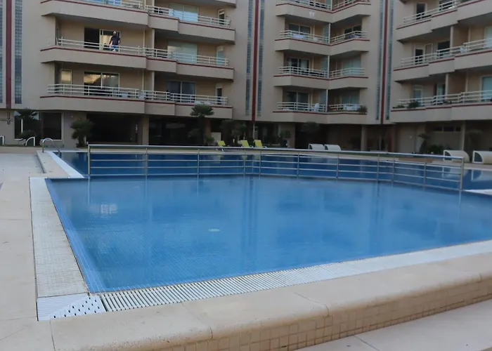 Pool And Sea View 50 M Sea 아파트 푸라도우로